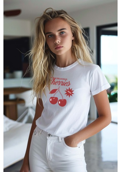 Cherries Regular T-Shirt Kadın-Beyaz