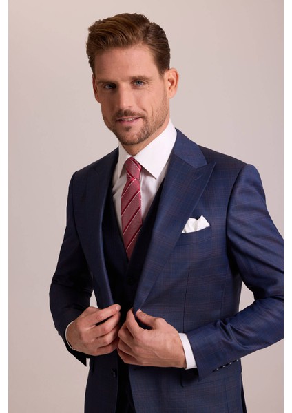 Erkek Lacivert Slim Fit Sivri Yaka Yelekli Yün Takım Elbise fırsatları