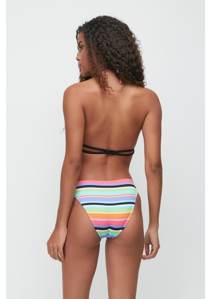 Etekli Üçgen Bikini Takım 3286 Çok Renkli