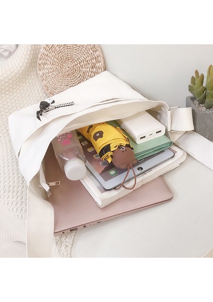 Büyük Kapasiteli Kanvas Postacı Çantası (Yurt Dışından) fırsatları