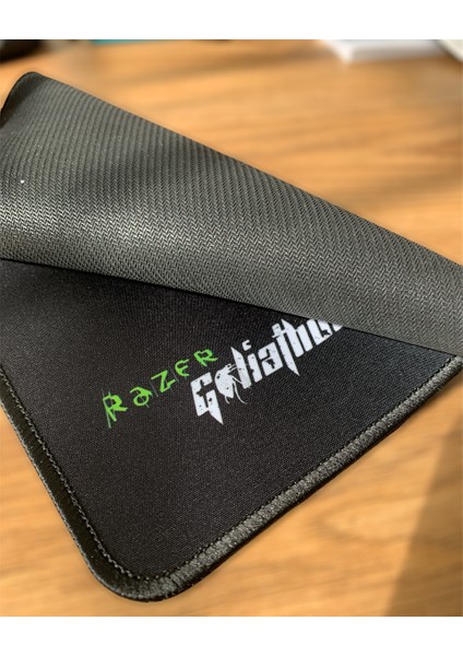 Razer Oyuncu Mouse Pad - 70x30 cm