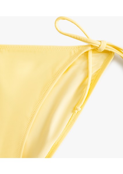 Brazilian Bikini Altı Basic Yanları Bağlama Detaylı