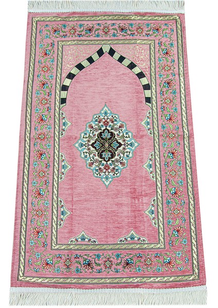 Pembe Çiçek Motifli Mihraplı Astarlı Şönil Seccade