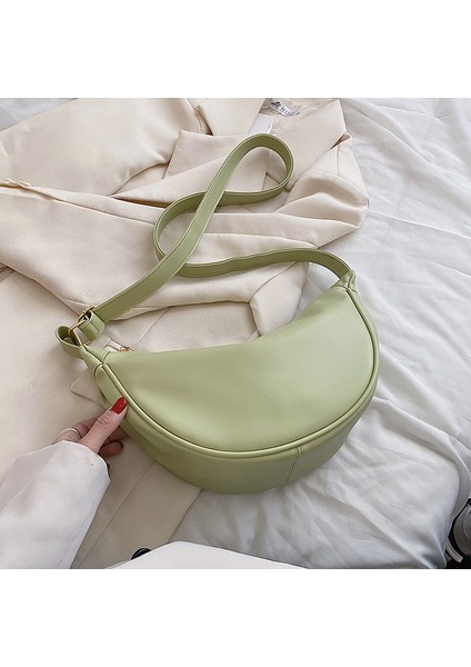 2024 Ilkbahar ve Sonbahar Yeni Stil Koltuk Altı Küçük Crossbody Çanta Kadın Üst Düzey Ins Omuz Çantası Çok Yönlü Popüler Niş Küçük Çanta (Yurt Dışından)