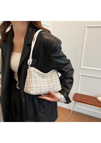 Batı Tarzı Omuz Çantası, Dış Ticaret Kadın Çantası, Niş Tasarım, Yün Çanta, Kadın Çantası, Şık ve Çok Yönlü Koltuk Altı Çantası (Yurt Dışından) fırsatları