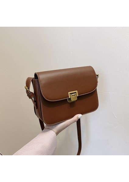 Mizaç Kadın Çantaları 2024 Yeni Stil Çok Yönlü Moda Basit Crossbody Çanta Retro Batı Tarzı Tek Omuz Küçük Kare Çanta (Yurt Dışından)