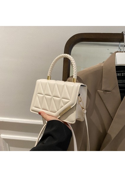 Moda Omuzdan Askili Çanta Eşkenar Dörtgen Doku Çanta Kadın Moda Çanta Büyük Kapasiteli Crossbody Çanta Basit Rahat Küçük Kare Çanta (Yurt Dışından) fırsatları