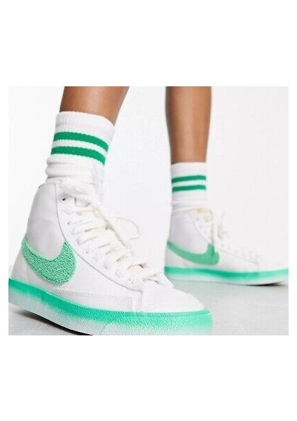 W Blazer Mid '77 Günlük Spor Ayakkabısı FJ4547-100 modelleri