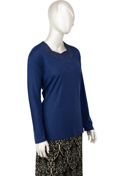 Kadın Turlu Viskon Penye Kumaş Anne Bluz Şık Taşlı ve Nakışlı Likralı Kare Yaka Tam Kalıp modelleri