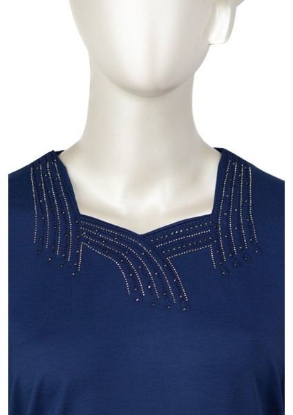 Kadın Turlu Viskon Penye Kumaş Anne Bluz Şık Taşlı ve Nakışlı Likralı Kare Yaka Tam Kalıp indirimleri