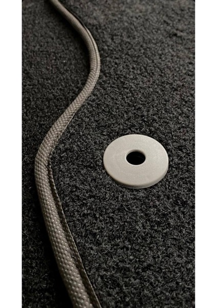 Bmw 5 Serisi E60 2003-2010 Siyah Oto Halı Paspas Bmy modelleri