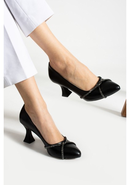 Kadın Şampanya Topuk Stiletto Çapraz Taşlı 7 cm Günlük Kadın Abiye Topuklu Ayakkabı fiyatları