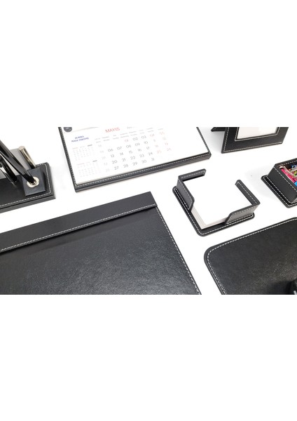 Balipaşa Siyah Renk Isimlikli Deri Sümen Takımı 13 Parça