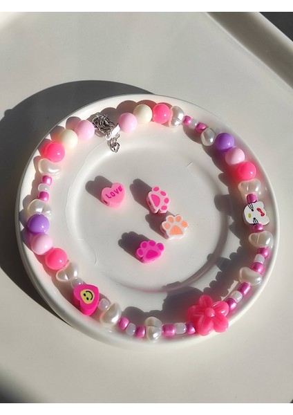 Amabel Jewelerys Hello Kitty ve Kalp Figürlü Kedi Köpek Kolyesi