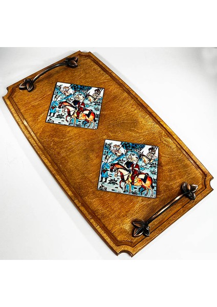 Av Sahnesi Ahşap Tepsi