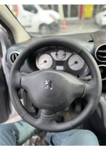 Peugeot Partner Araca Özel Direksiyon Kılıf modelleri