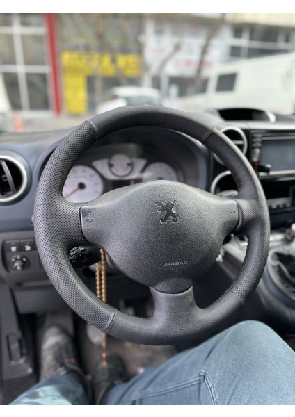 Peugeot Partner Araca Özel Direksiyon Kılıf fırsatları