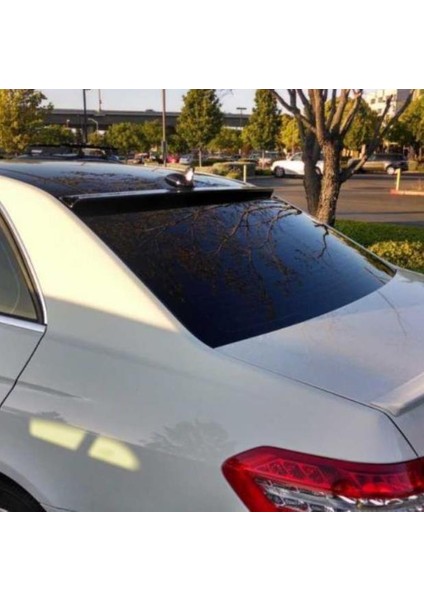 Mercedes W212 2009-2015 E Serisi Cam Üstü Spoiler fiyatları