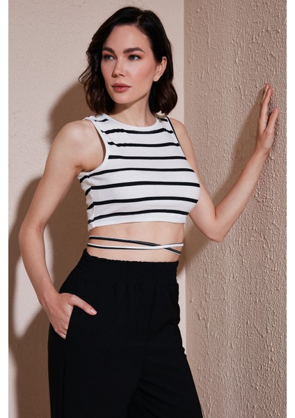 Çizgili Slim Fit Bağlama Detaylı Crop Bayan Crop 5865715