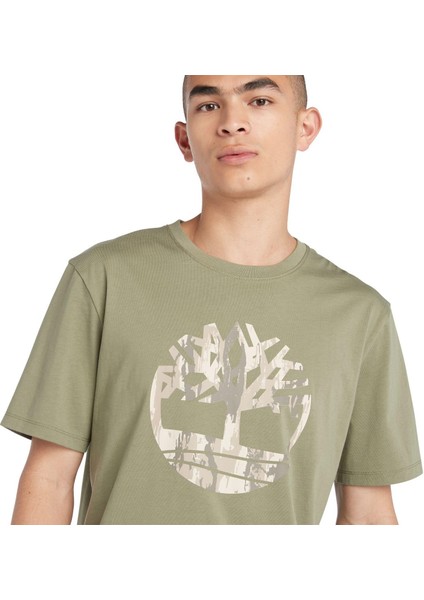 Camo Tree Logo Short Sleeve Tee Erkek T-Shirt TB0A5UP35901