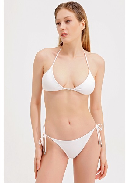 Aksesuar Detaylı Bikini Alt