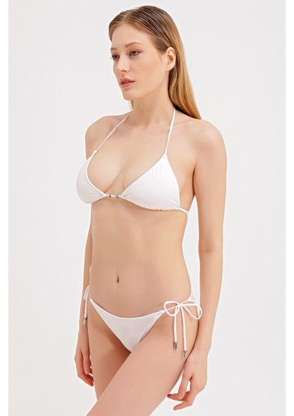 Aksesuar Detaylı Bikini Alt