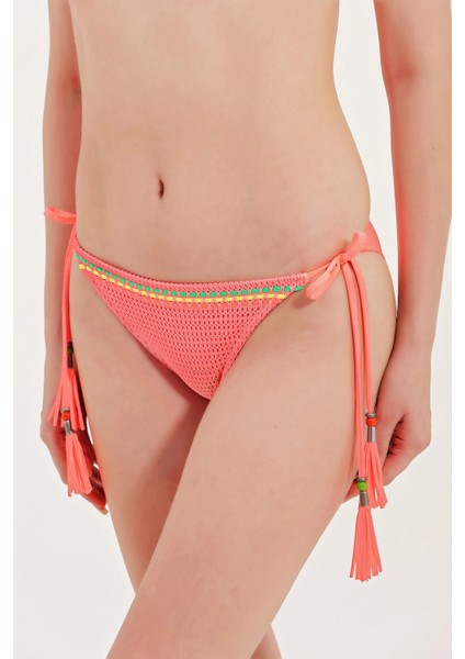 Cam Boncuk Detaylı Bikini Alt fırsatları
