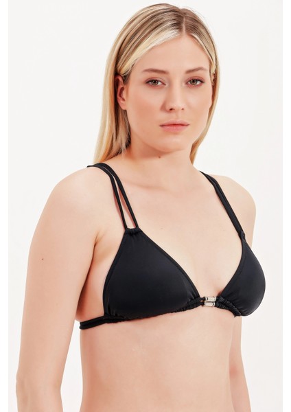 Global Aksesuar Detaylı Üçgen Bikini Üst