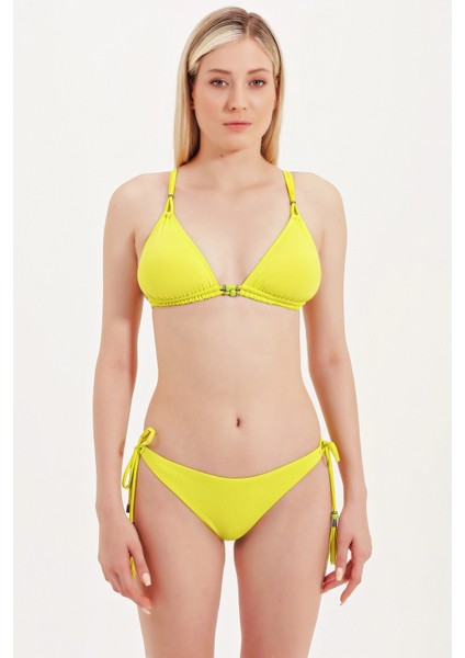 Global Cam Aksesuar Detaylı Üçgen Bikini