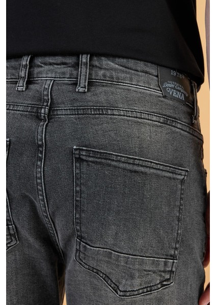 Erkek Smith Grey Tapered Fit Jean Pantolon fırsatları