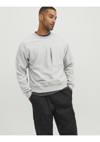 12241523 Yuvarlak Yaka Gogus Cep Detaylı Polar Sweat