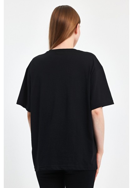 0008 Kadın Oversize Tişört fırsatları