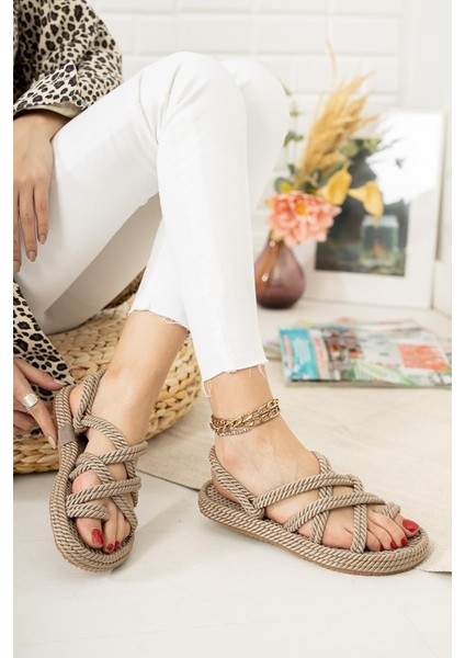 2099 Kadın (36-40) Halat Sandalet