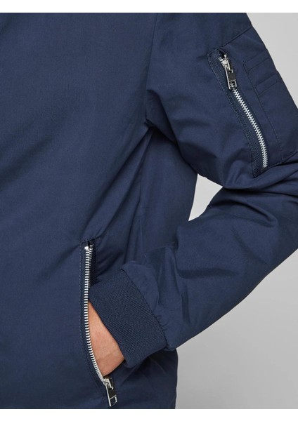 12165203 Hakım V Yaka Baharlık Erkek Mont fırsatları