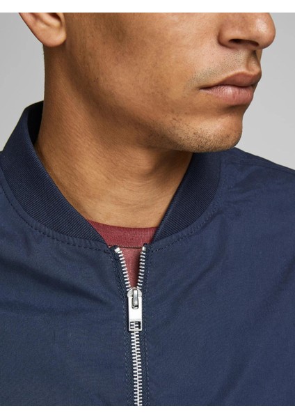 12165203 Hakım V Yaka Baharlık Erkek Mont indirimleri