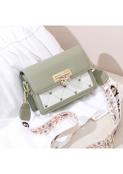 Yeni Kore Tarzı Kız Tarzı Küçük Kare Çanta, Şık, Taze ve Modaya Uygun Omuz Crossbody Çantası (Yurt Dışından)