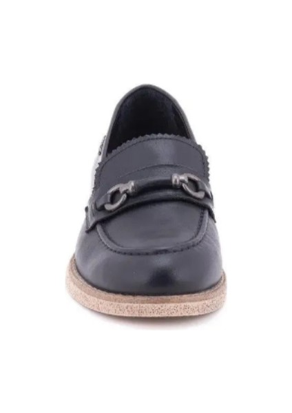 2411503Y Kadın Deri Tokalı Casual Ayakkabı modelleri