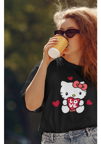 Oversize Love Kalp Hello Kitty Baskılı Kadın T-Shirt