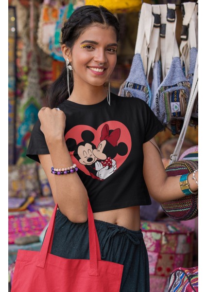 Fuddy Moda Kalp Içinde Mickey ve Minne Mouse Baskılı Crop Top, Sevimli Aşk Temalı Crop Bluz