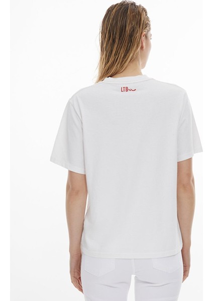 Beyaz T-Shirt modelleri