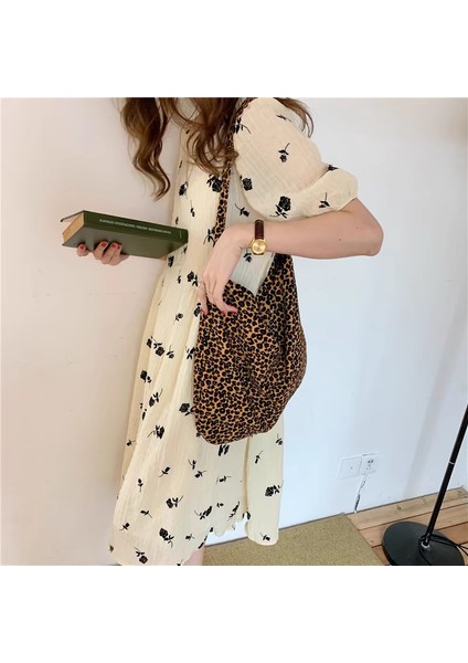 Popüler Nokta Japon ve Kore Ins Leopar Desenli Bahar ve Yaz Çiçekli Çanta Büyük Kapasiteli Kanvas Çanta Kadın Üniversite Öğrencisi Seyahat Omuz Çantası (Yurt Dışından)