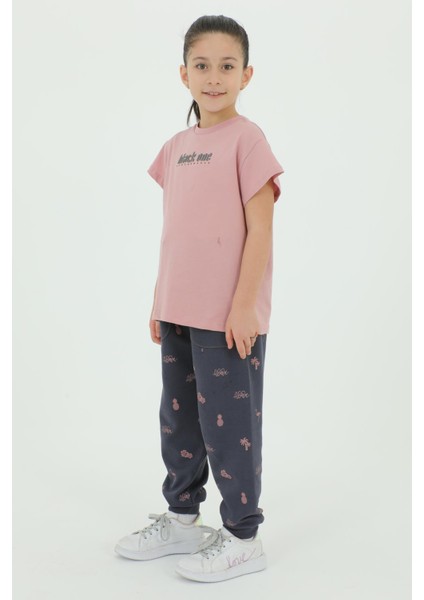 Bisiklet Yaka Kız Çocuk Baskı Detaylı T-Shırt ve Eşofman Takımı fiyatları