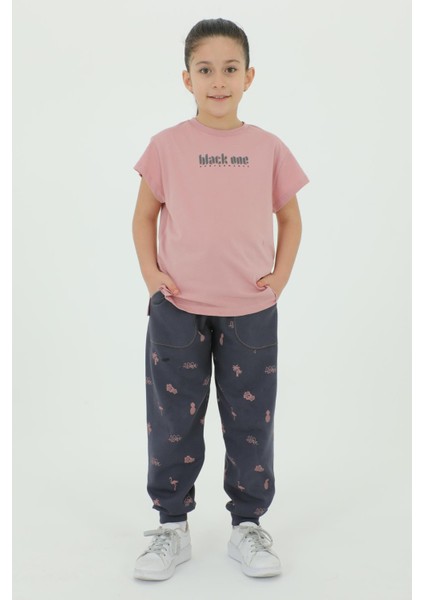 Bisiklet Yaka Kız Çocuk Baskı Detaylı T-Shırt ve Eşofman Takımı modelleri