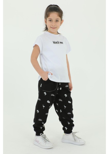 Bisiklet Yaka Kız Çocuk Baskı Detaylı T-Shırt ve Eşofman Takımı fiyatları
