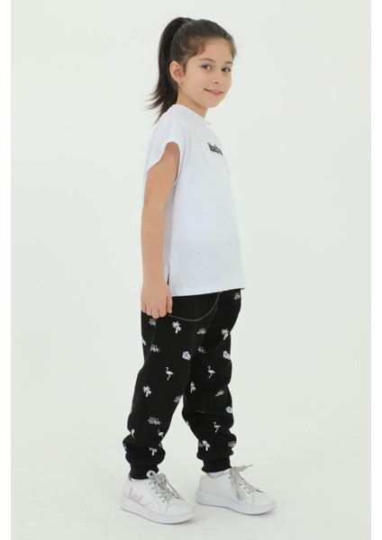 Bisiklet Yaka Kız Çocuk Baskı Detaylı T-Shırt ve Eşofman Takımı fırsatları