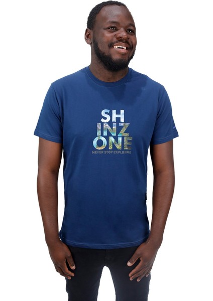 Erkek Standart Fit Göğüs Baskılı Koyu Mavi T-Shirt
