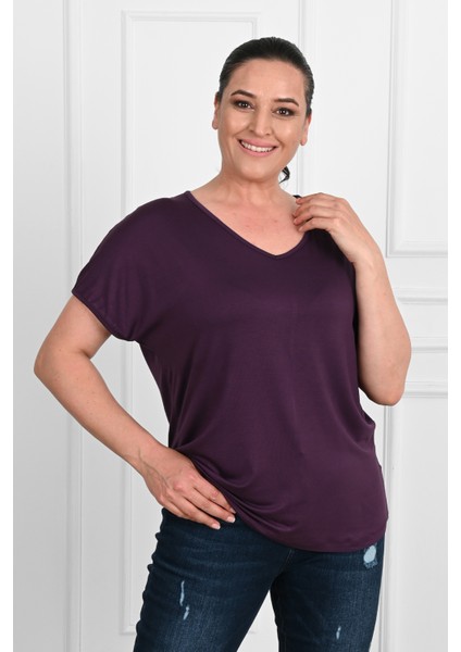 Kadın V Yaka Büyük Beden T-Shirt 1486-23 fiyatları