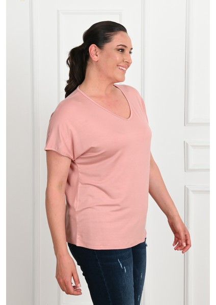 Kadın V Yaka Büyük Beden T-Shirt 1486-23 modelleri