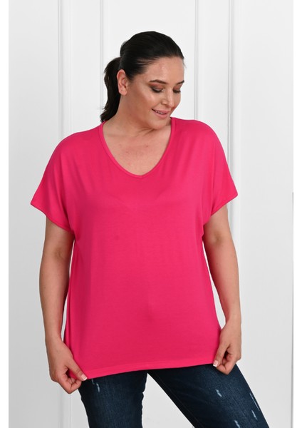 Kadın V Yaka Büyük Beden T-Shirt 1486-23 modelleri