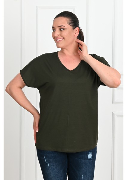 Kadın V Yaka Büyük Beden T-Shirt 1486-23 indirimleri